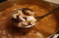 Gorete's Portuguese Macaroni & Bean Soup