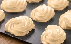 Easy Melt in your Mouth Meringue Cookies Recipe