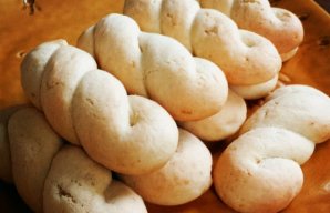 Portuguese Orange and Vanilla Biscuits