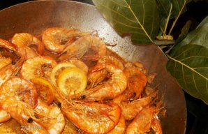 Portuguese Shrimp with Garlic and Whiskey Recipe