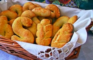 Portuguese Crunchy Olive Oil Biscuits Recipe