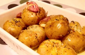 Portuguese Roasted Garlic Potatoes