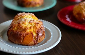 Portuguese Sweet Rolls (Pão de Deus)