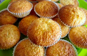 Simple and Amazing Coconut Cupcakes Recipe