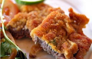 Portuguese Breaded Fried Garlic Steaks Recipe