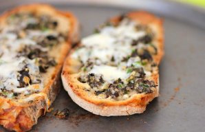 Toast with Olives  and Cheese