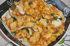 Portuguese Chicken with Clams