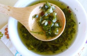 Portuguese Chimichurri Sauce (Molho Cru)