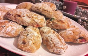 Portuguese Mom's Dried Fruit and Nut Broas Recipe