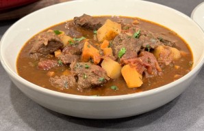 Traditional and Tasty Portuguese Meat Stew Recipe