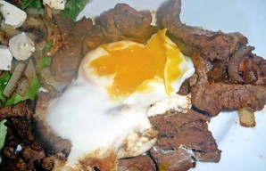 Delicious Portuguese Steak with Egg with Wine Recipe