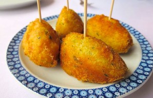 Grandma’s Portuguese Cod Fritters