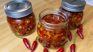 Nancy's Hot Chili Peppers in Olive Oil