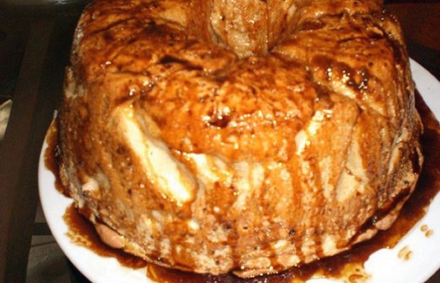 Portuguese Meringue Pudding