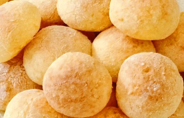 Brazilian Cheese Bread Rolls