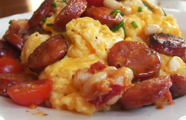 Paula's Portuguese Chouriço Scrambled Eggs