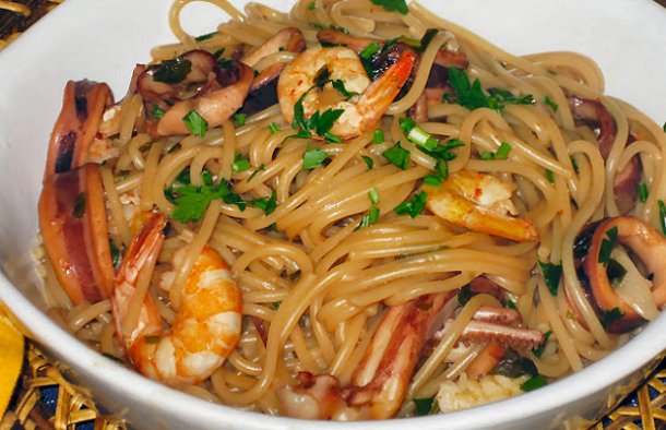 Portuguese Style Seafood Spaghetti