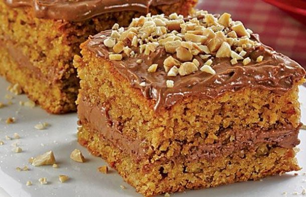 Portuguese Quick Peanut Cake