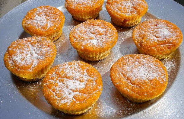 Portuguese Carrot and Orange Cupcakes