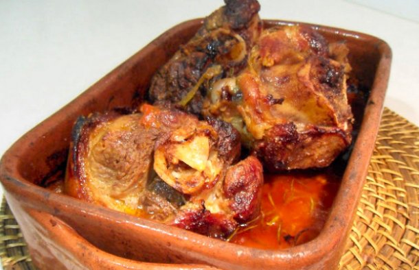  Portuguese Roasted Pork Shank