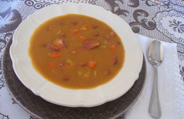 Portuguese Bean, Leek & Chouriço Soup