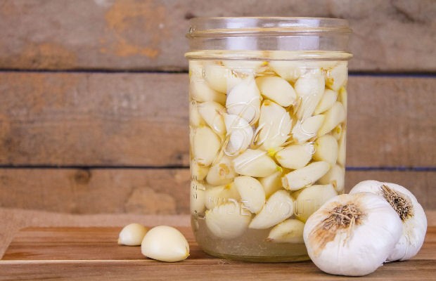 How to Keep Garlic Fresh All Year Round